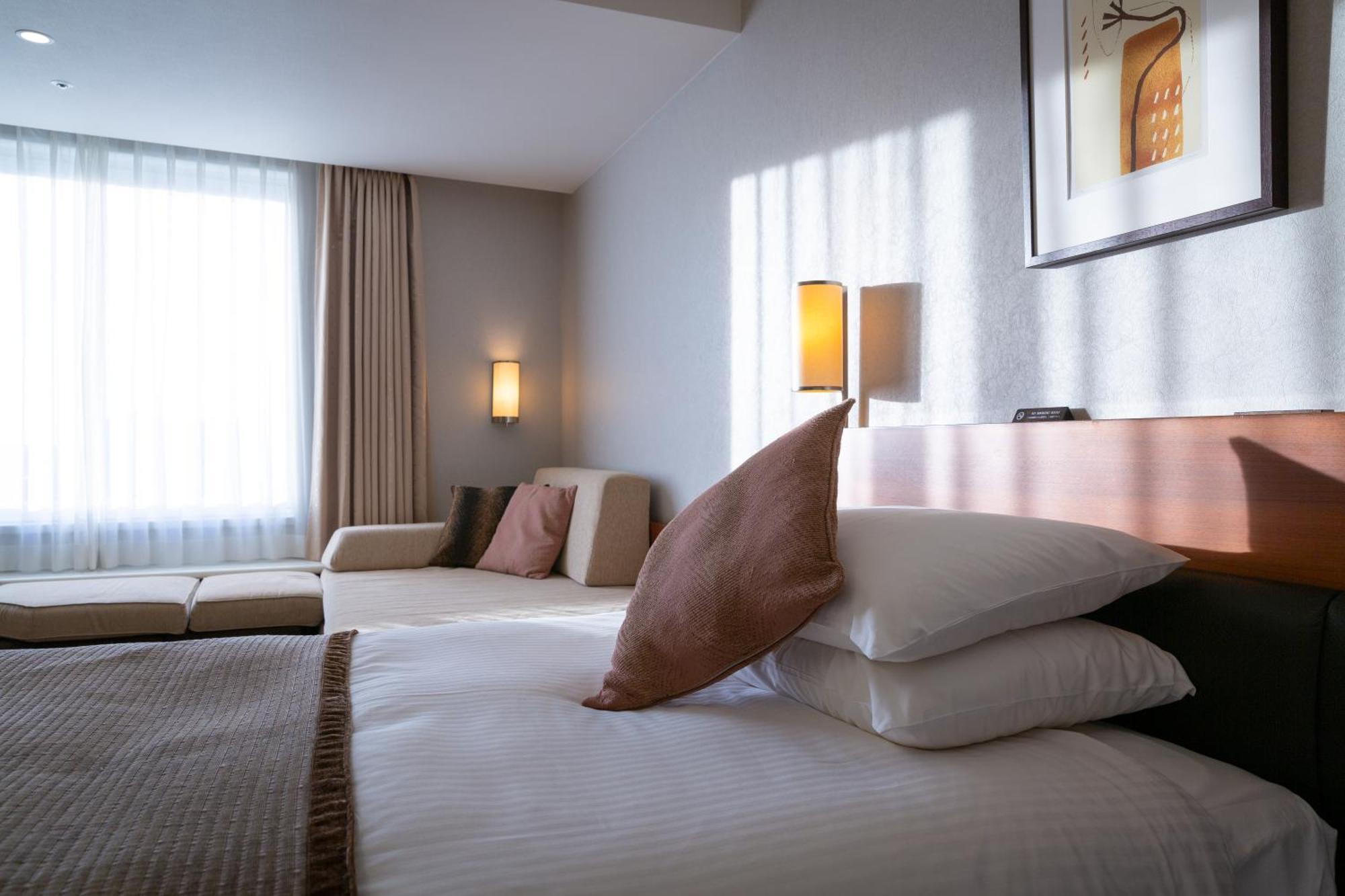 Tokyo Bay Maihama Hotel Chiba Exterior photo
