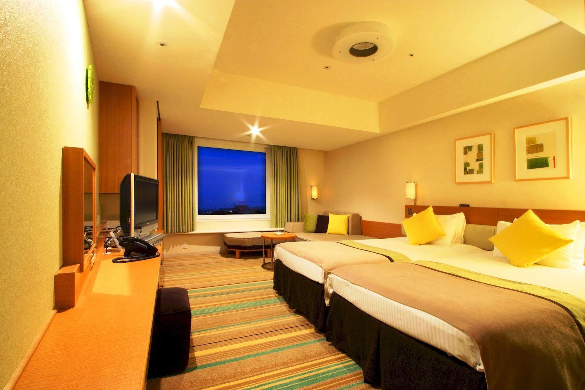 Tokyo Bay Maihama Hotel Chiba Exterior photo